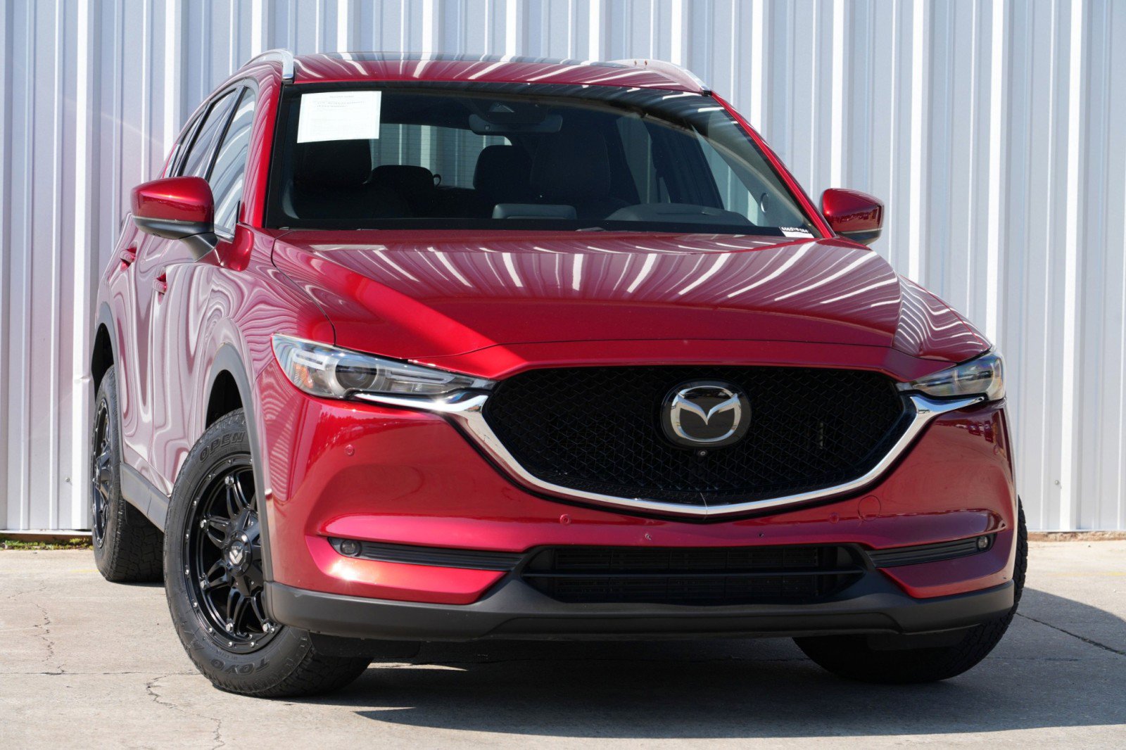 Used 2019 MAZDA CX-5 Signature image 2