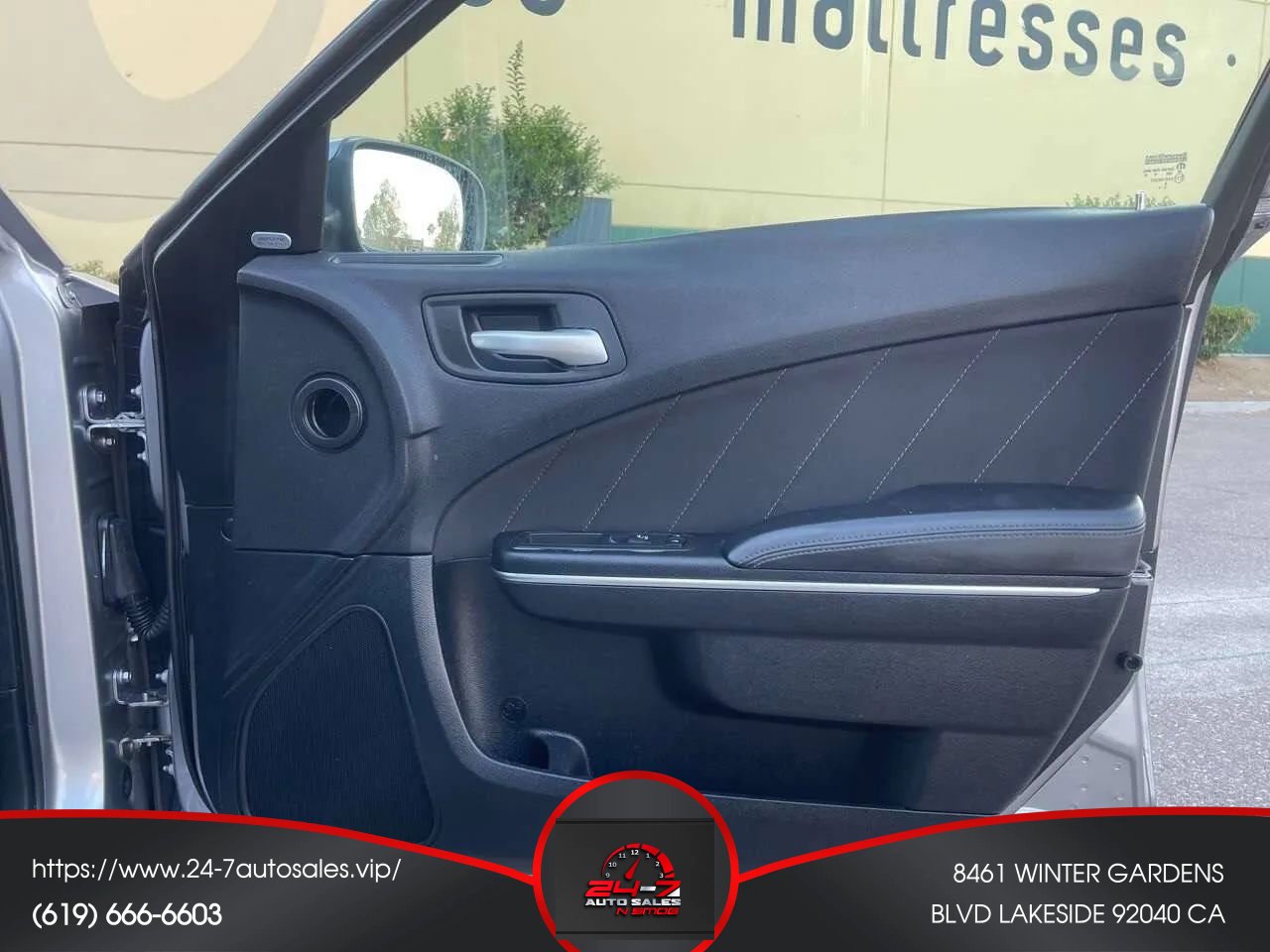 Used 2016 Dodge Charger SXT w/ Driver Confidence Group image 19