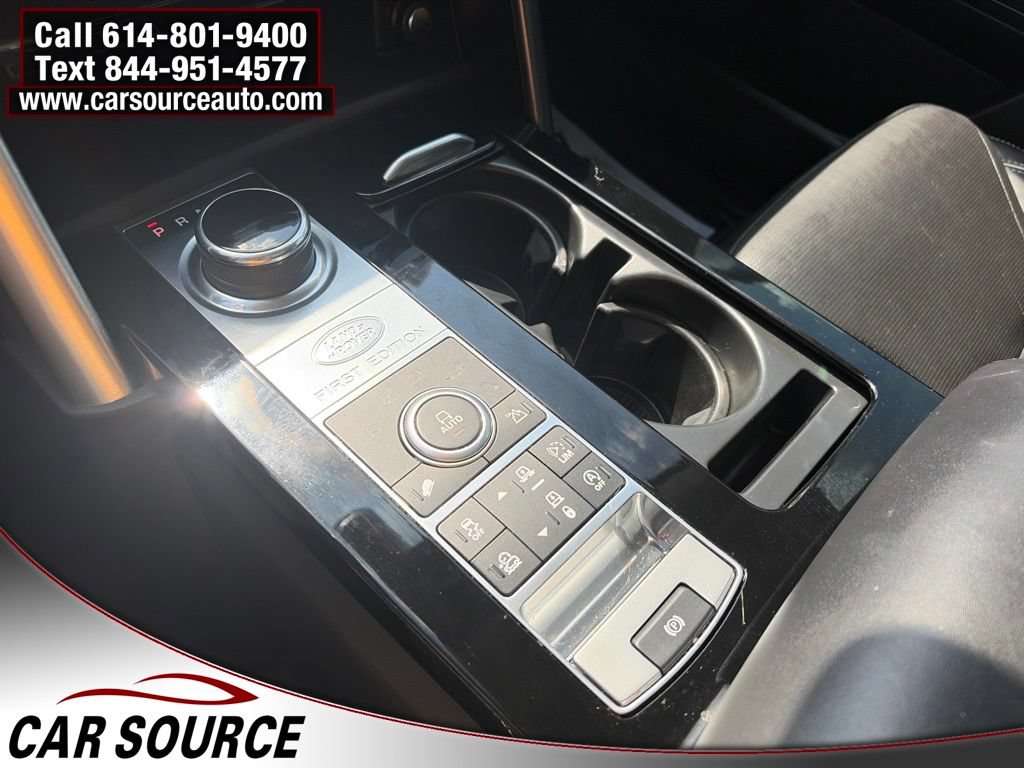 Used 2017 Land Rover Discovery First Edition AWD/4WD image 26