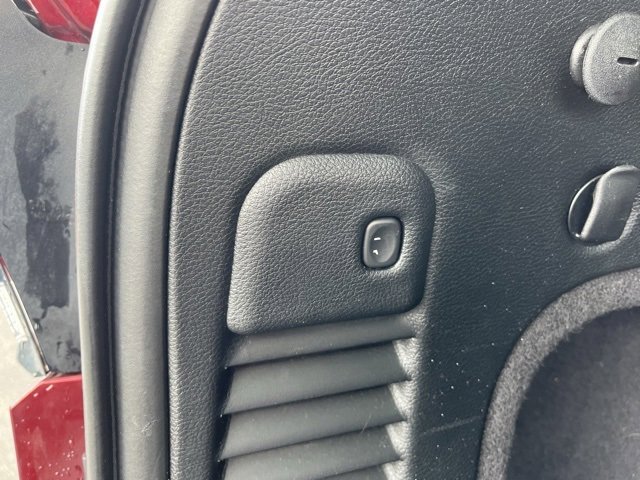 Used 2020 Jeep Grand Cherokee Laredo w/ Security & Convenience Group image 37