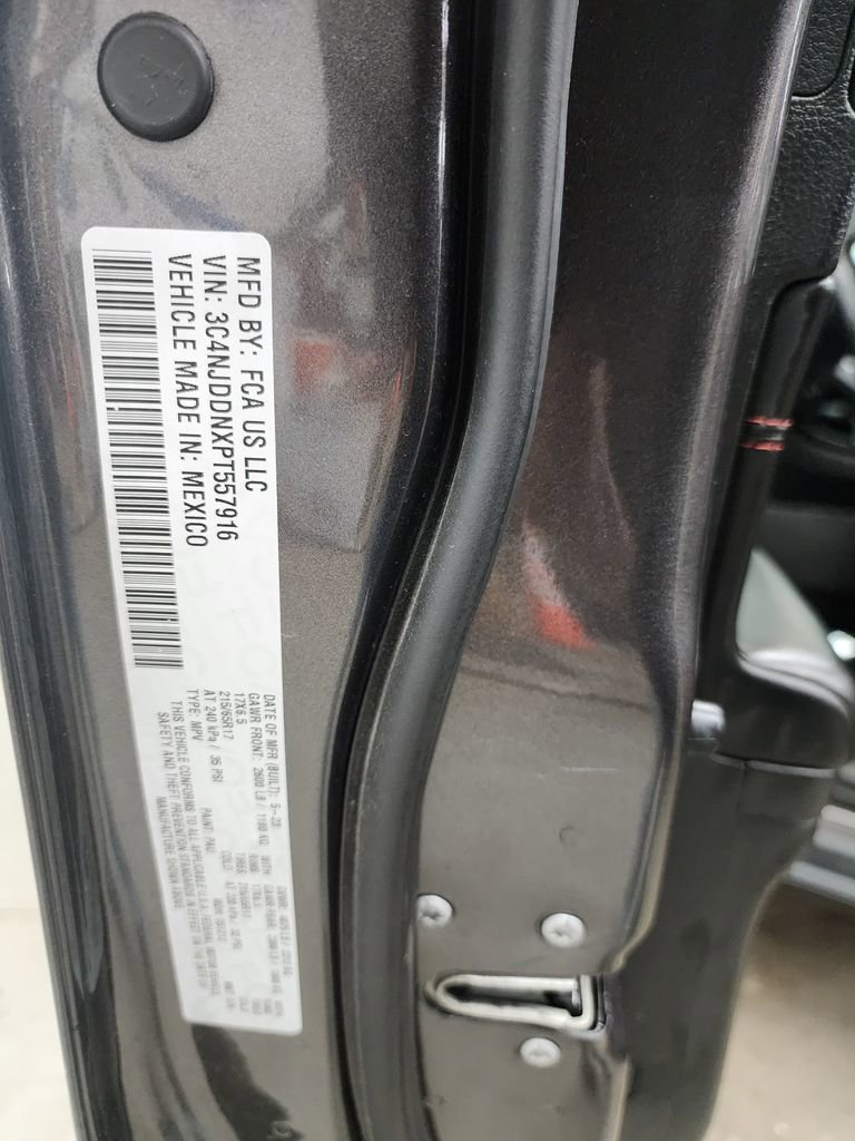 Used 2023 Jeep Compass Trailhawk image 39