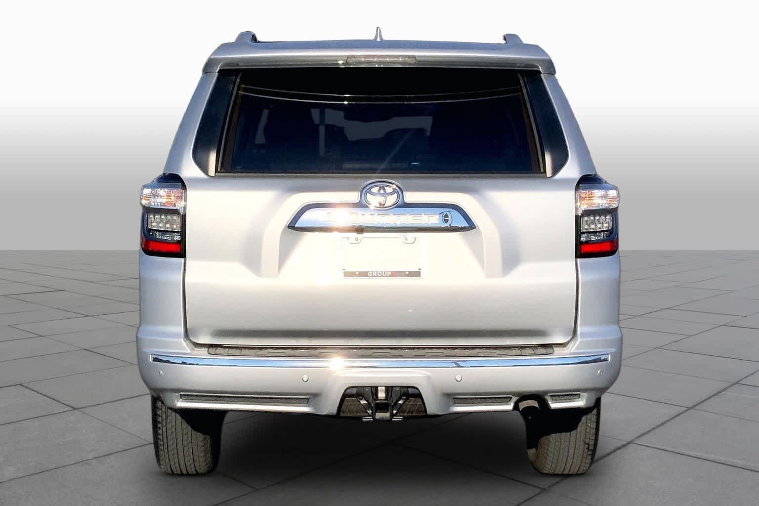Used 2024 Toyota 4Runner Limited AWD/4WD image 5