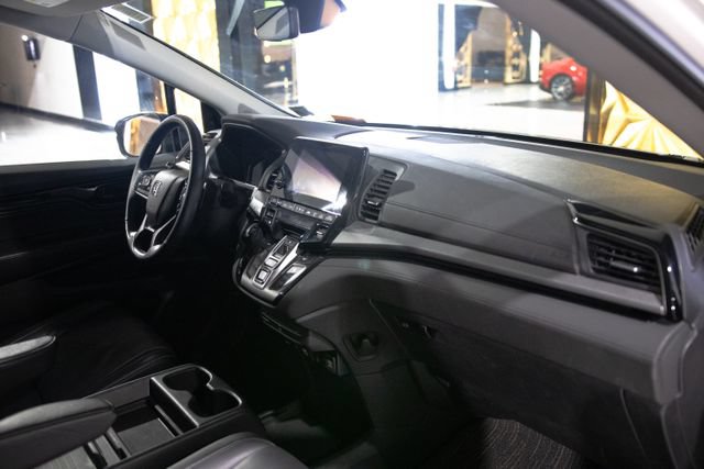 Used 2023 Honda Odyssey Touring image 15