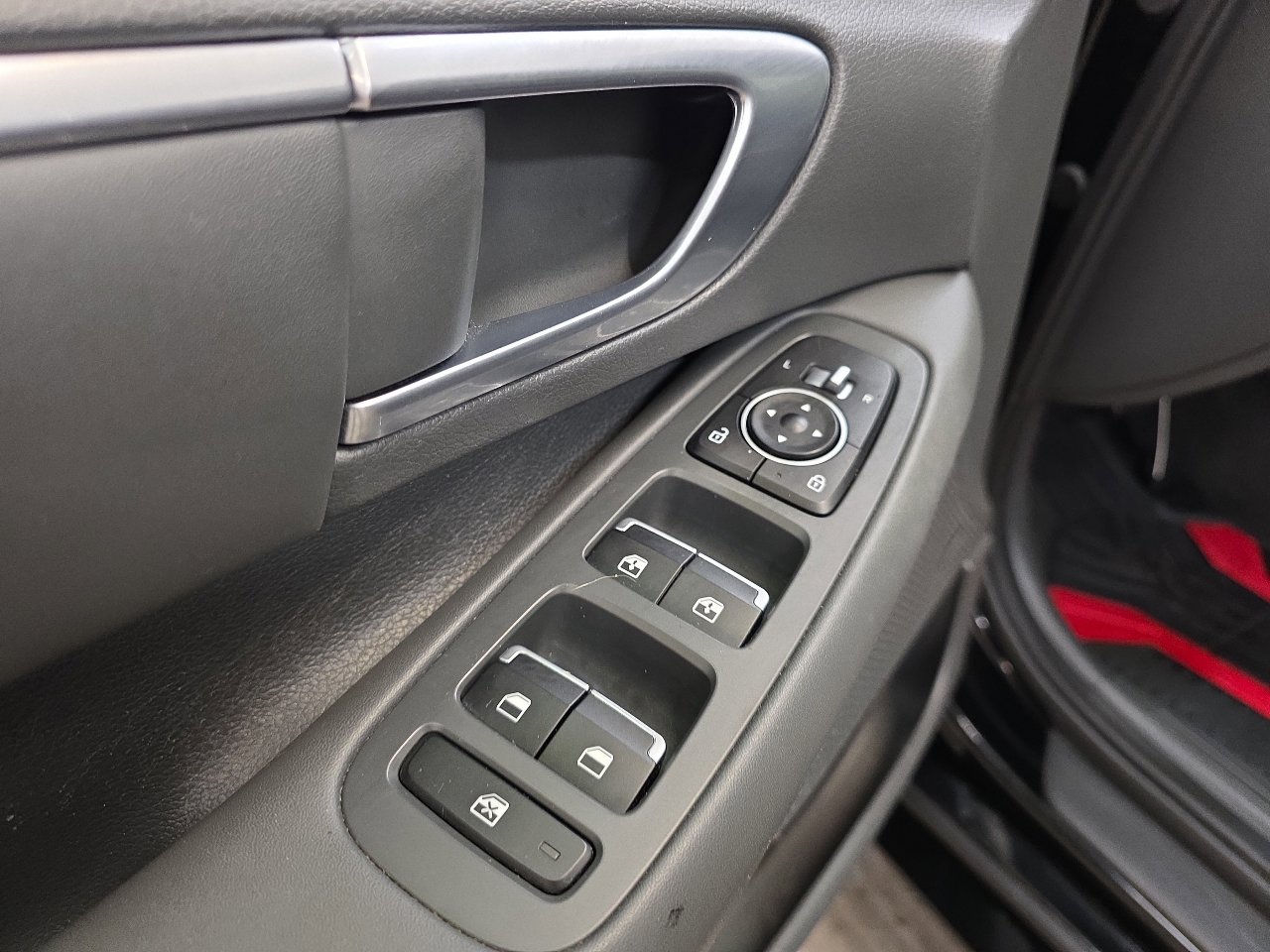 Used 2022 Hyundai Sonata SEL Plus w/ Preferred Accessory Package image 41