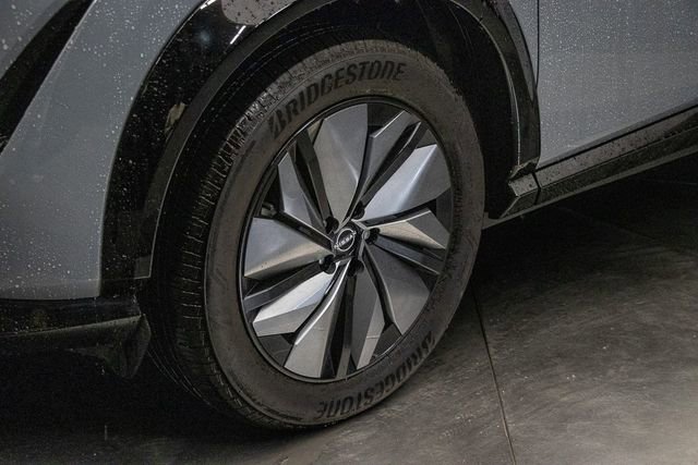 Used 2025 Nissan Ariya AWD image 7