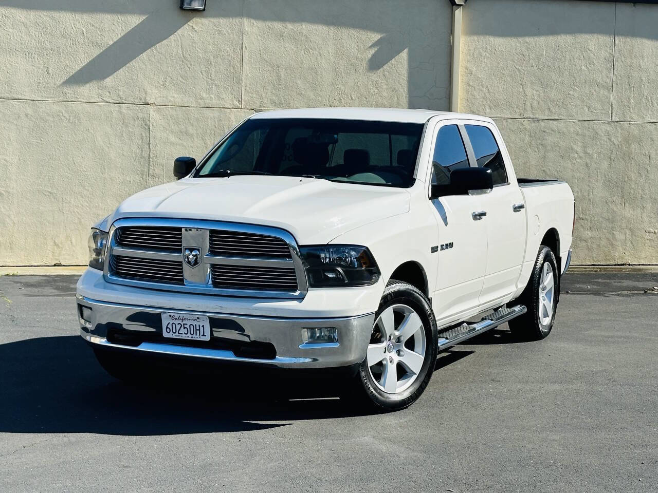 Used 2009 Dodge Ram 1500 Truck SLT w/ Big Horn Regional Pkg image 3