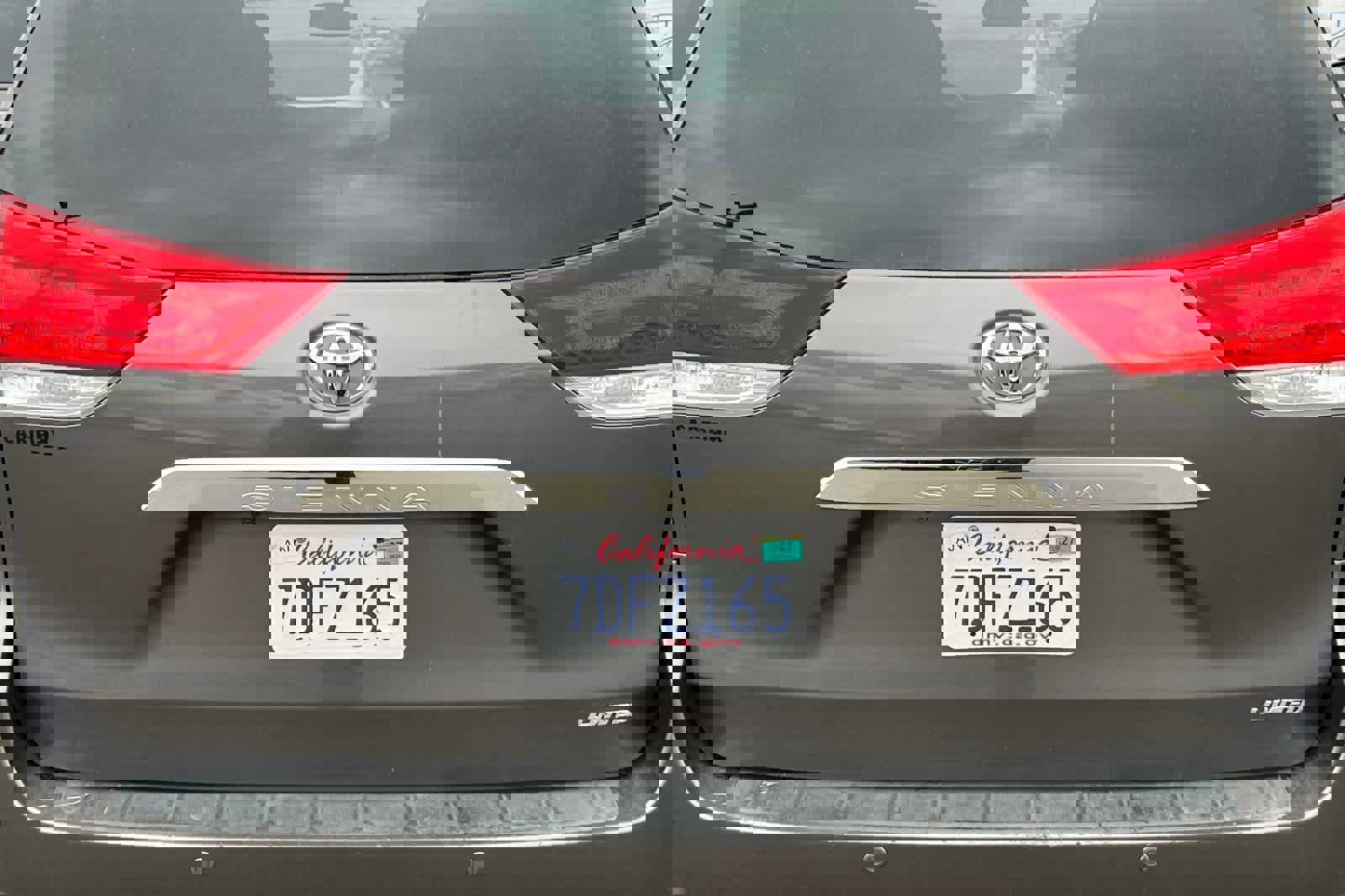 Used 2013 Toyota Sienna Limited w/ Premium Pkg image 19