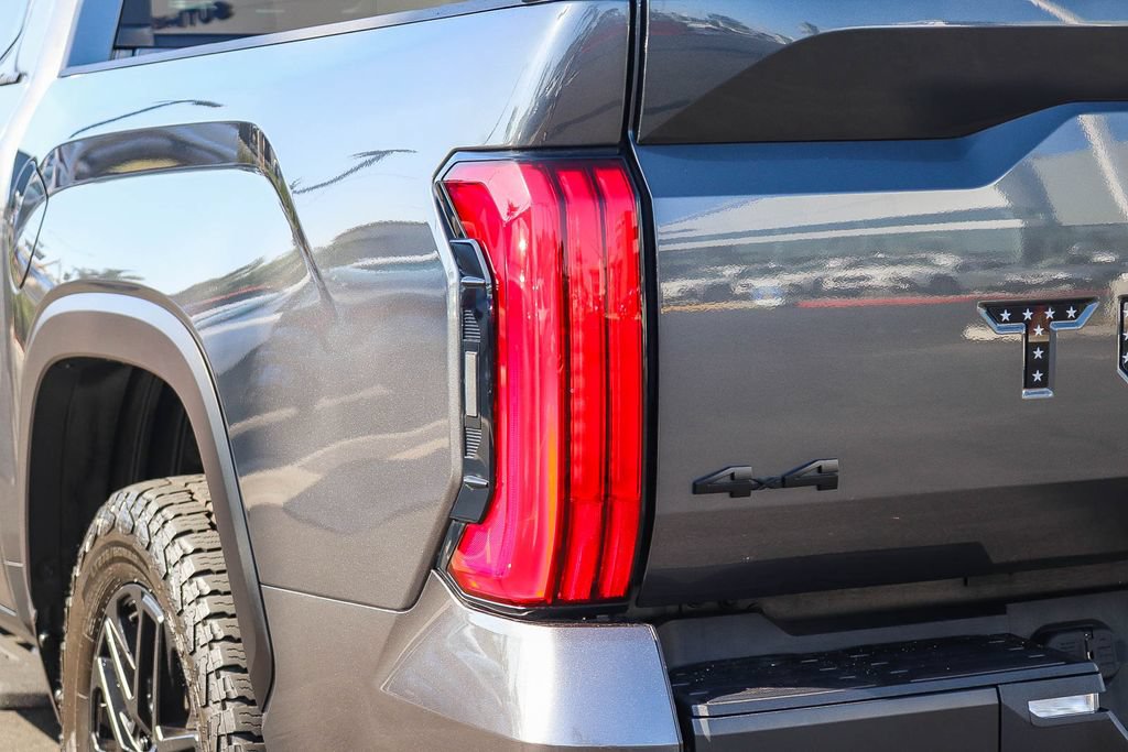 Used 2024 Toyota Tundra Limited AWD/4WD image 7