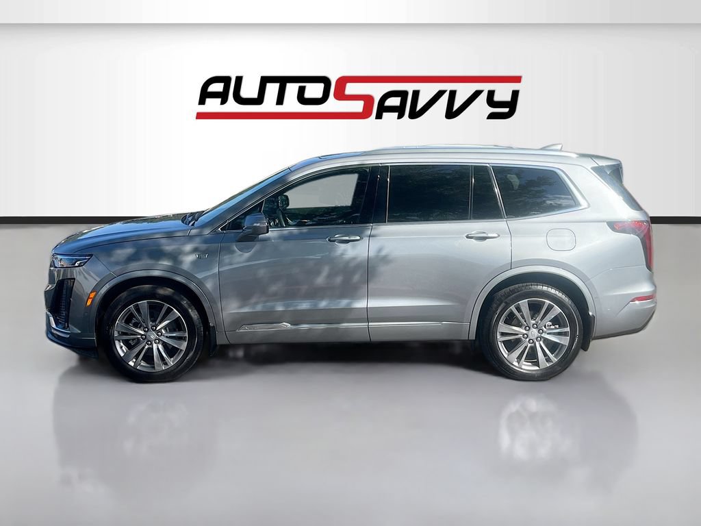 Used 2025 Cadillac XT6 Premium Luxury w/ Technology Package AWD/4WD image 4