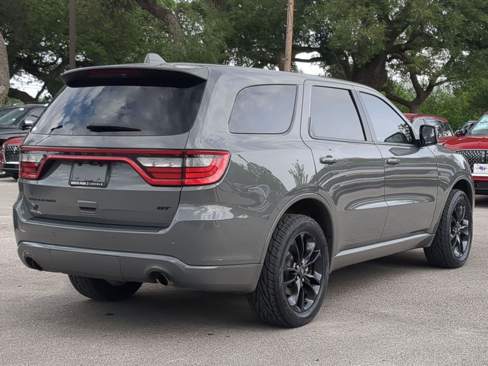 Used 2022 Dodge Durango GT AWD/4WD image 3