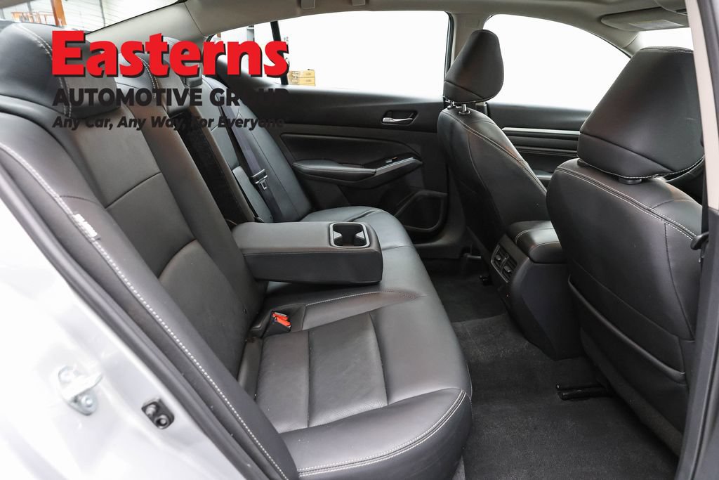 Used 2023 Nissan Altima 2.5 SL FWD image 23