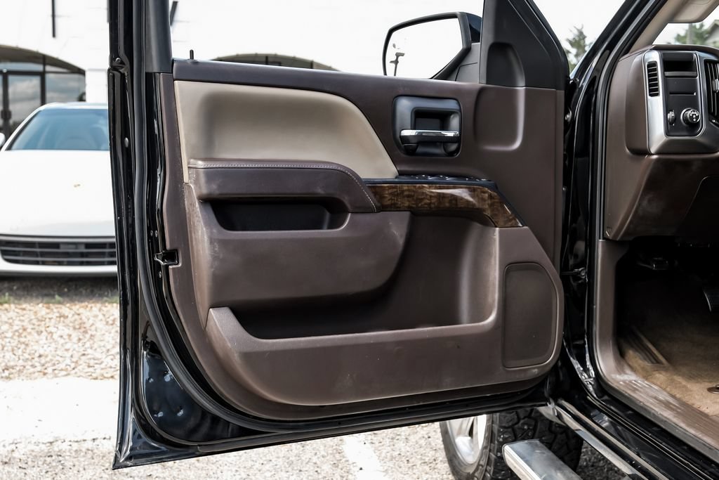 Used 2016 Chevrolet Silverado 1500 LT w/ Texas Edition RWD image 39