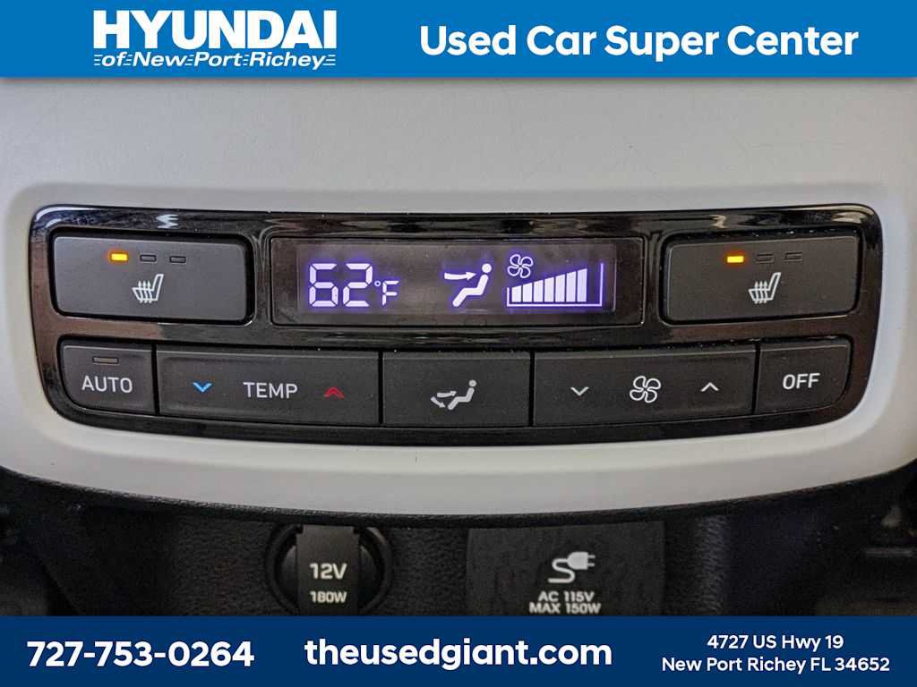 Used 2022 Hyundai Palisade SEL w/ Premium Package FWD image 18