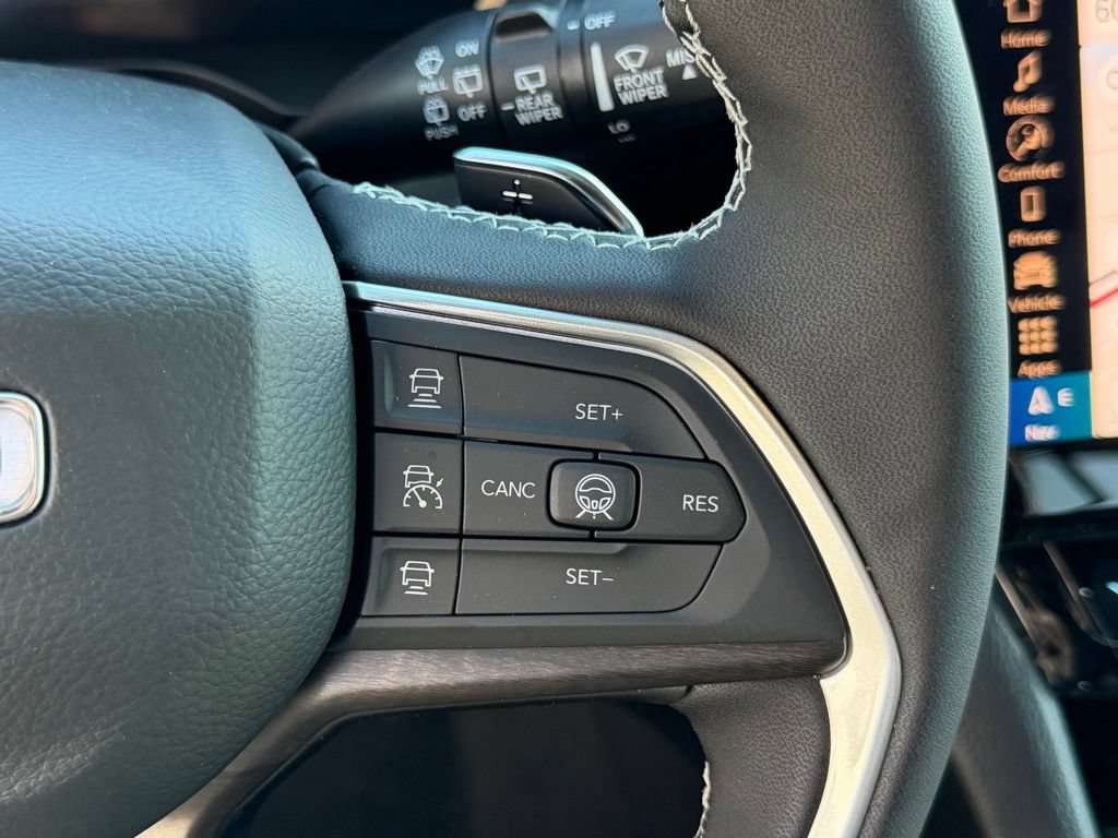 New 2026 Jeep Grand Cherokee Altitude AWD/4WD image 16
