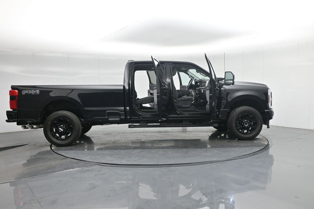 New 2026 Ford F350 XLT w/ XLT Premium Package image 4