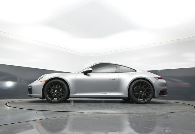 Used 2021 Porsche 911 Carrera 4 AWD/4WD image 25