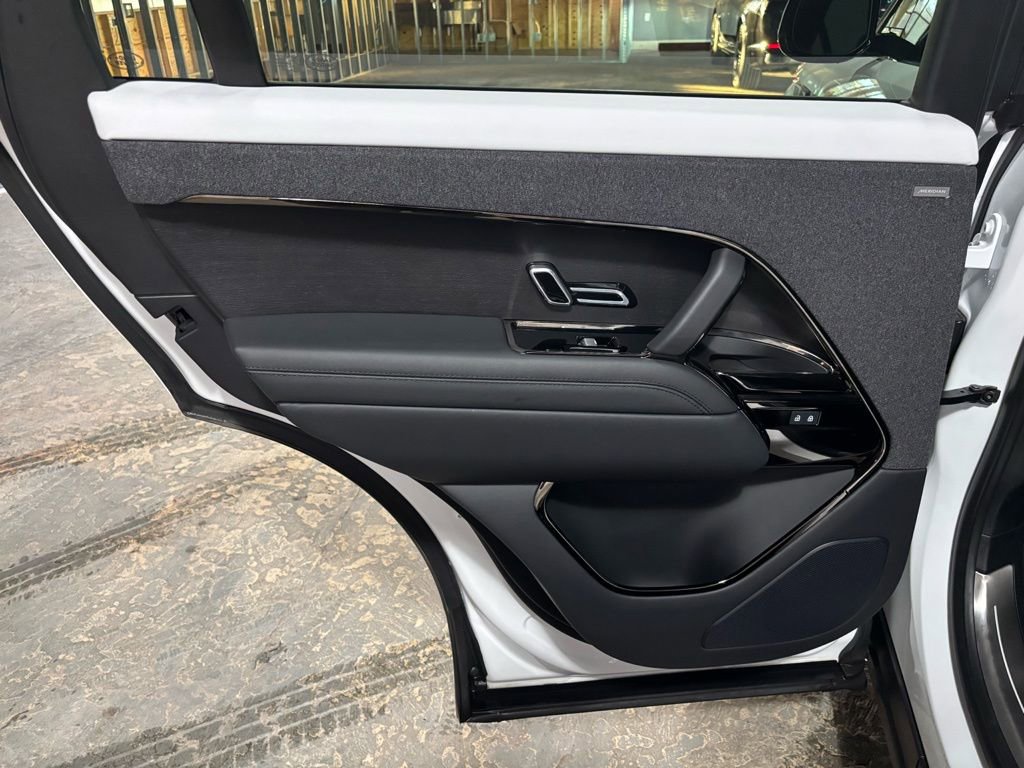 Used 2023 Land Rover Range Rover Sport Autobiography AWD/4WD image 16