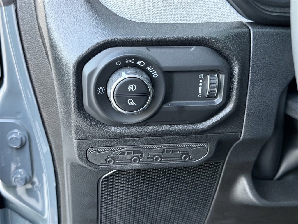 New 2026 Jeep Gladiator Sport image 14