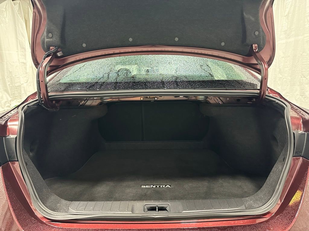 Used 2025 Nissan Sentra SV FWD image 46