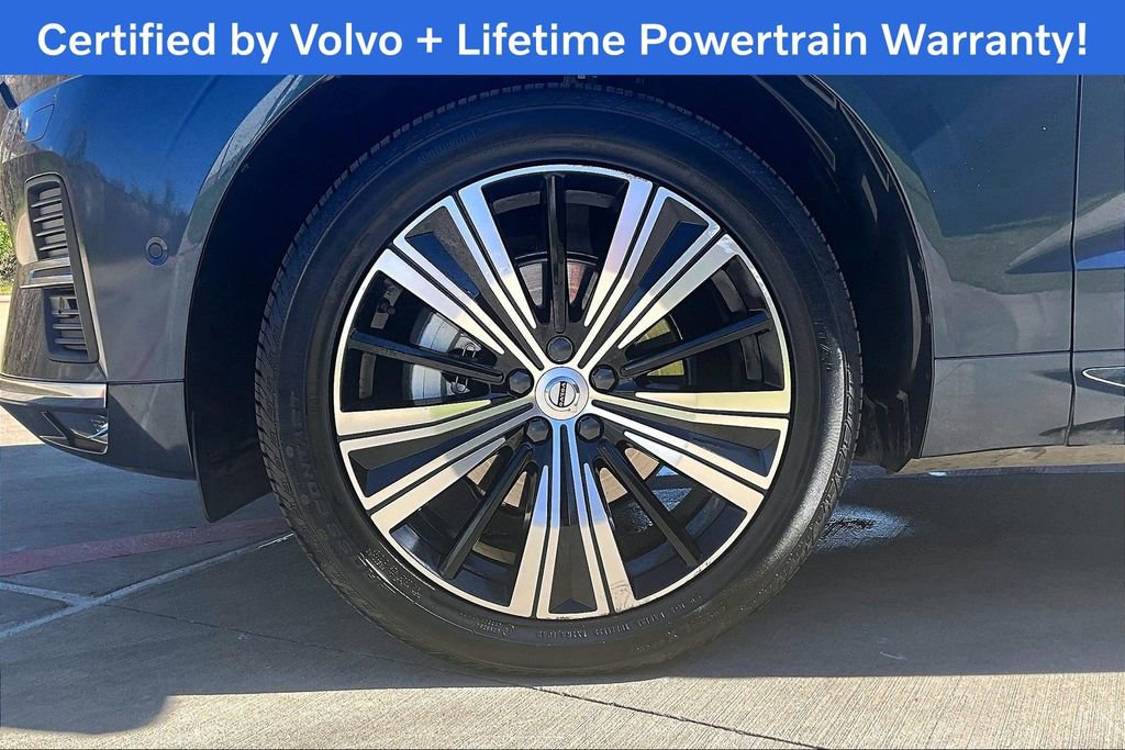 Used 2023 Volvo XC60 B5 Plus w/ Climate Package image 12