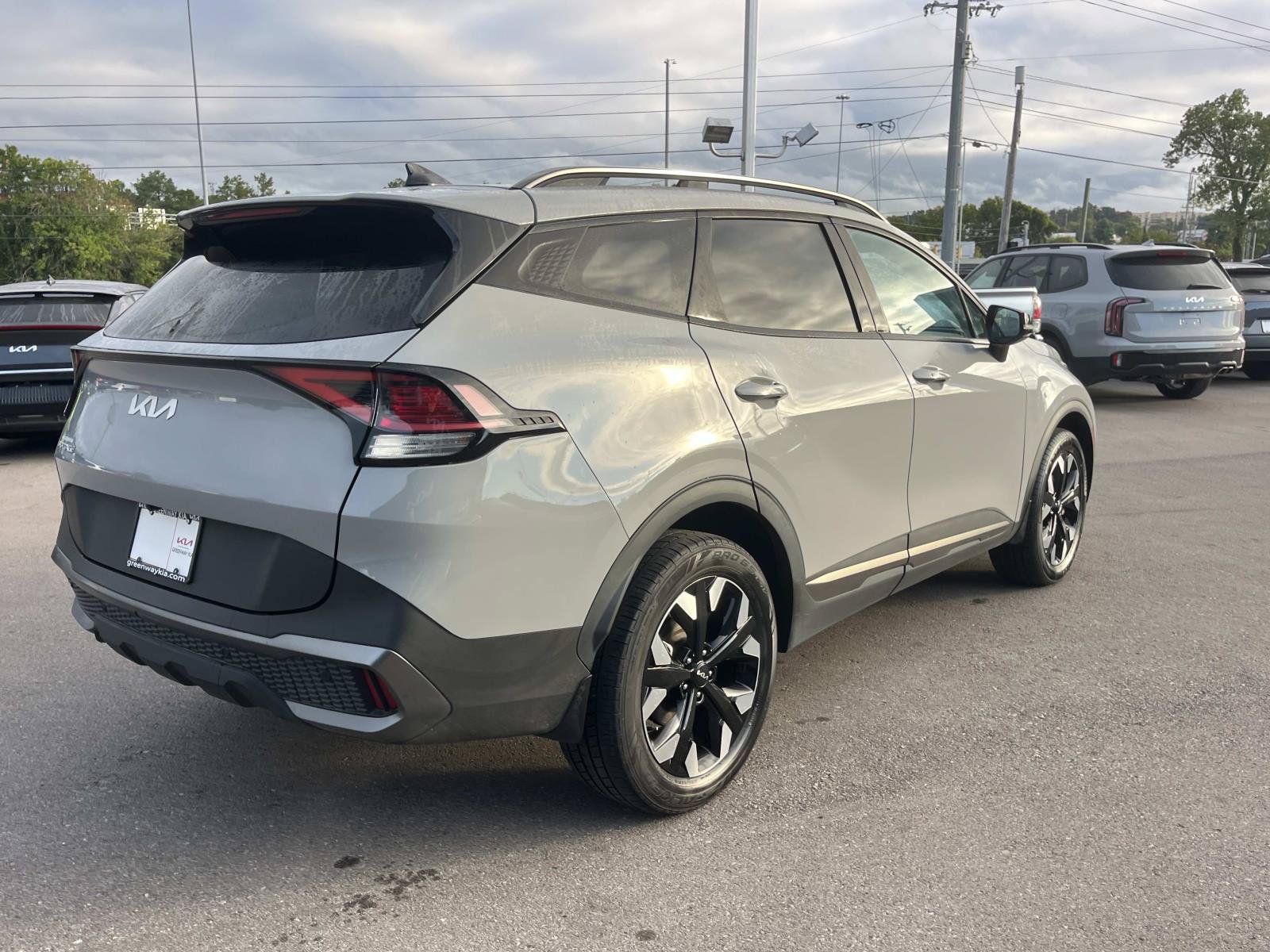 Used 2023 Kia Sportage X-Line w/ X-Line Premium Package AWD/4WD image 3