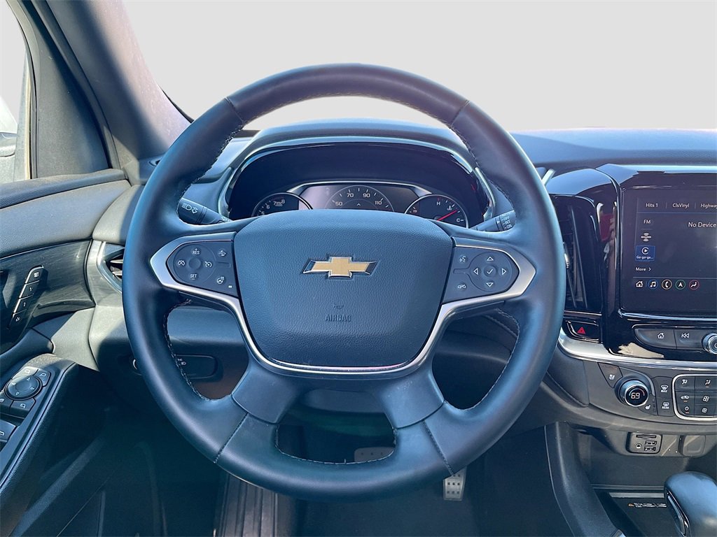 Used 2023 Chevrolet Traverse High Country image 11