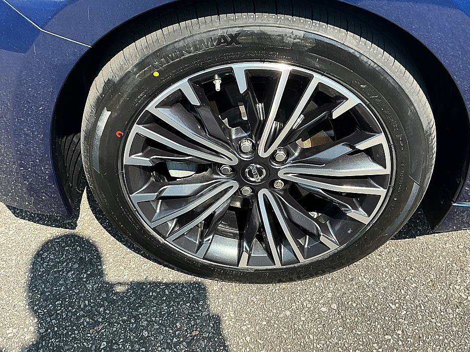 Used 2017 Nissan Maxima 3.5 SL FWD image 9