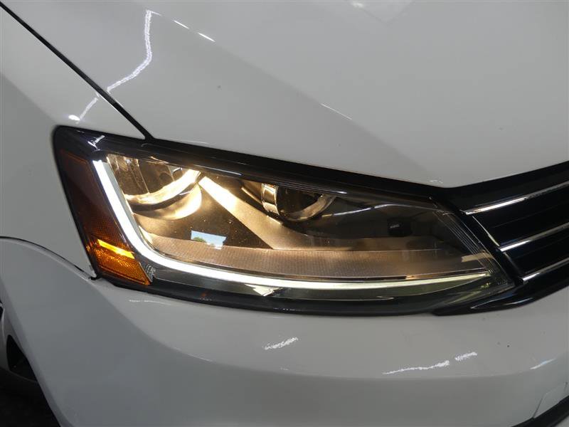 Used 2017 Volkswagen Jetta SE FWD image 15