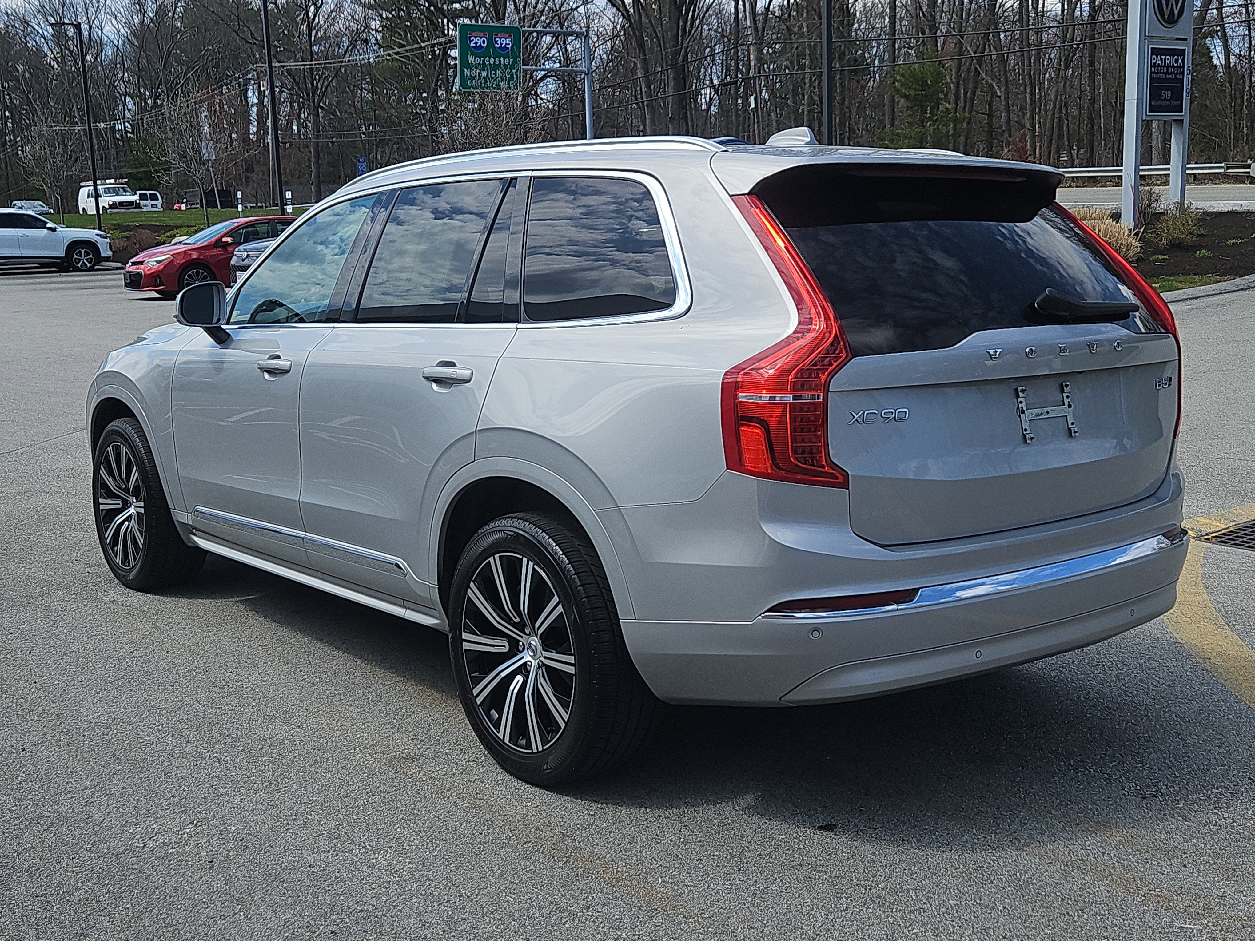 Used 2024 Volvo XC90 B5 Core image 26
