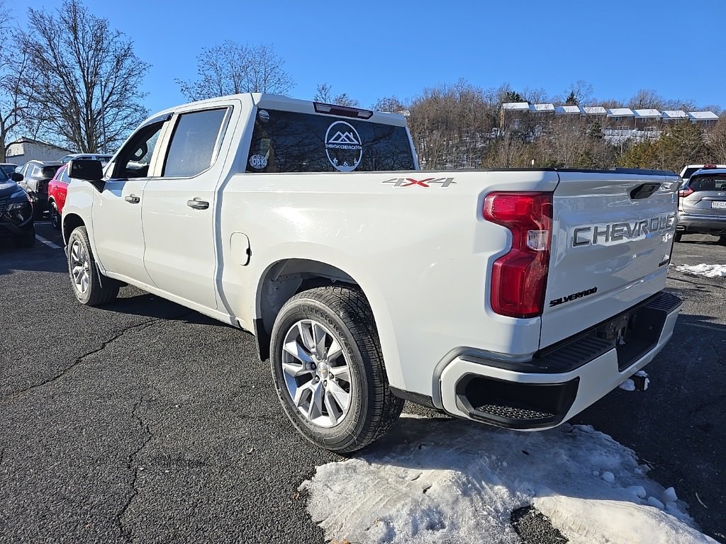 Used 2022 Chevrolet Silverado 1500 Custom w/ LPO, Dark Essentials Package image 3