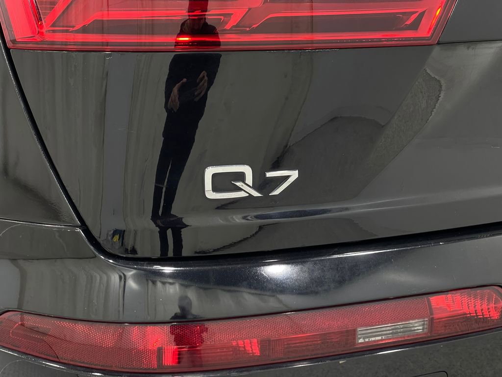 Used 2018 Audi Q7 3.0T Premium Plus w/ Premium Plus Package image 40
