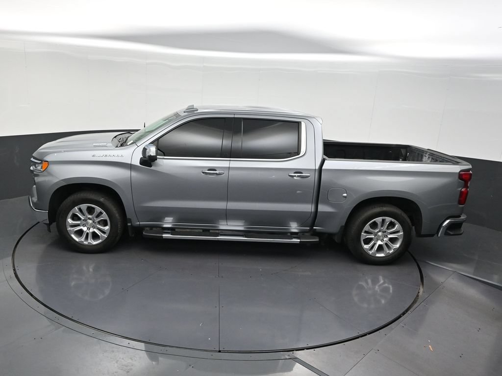 Used 2024 Chevrolet Silverado 1500 LTZ RWD image 17