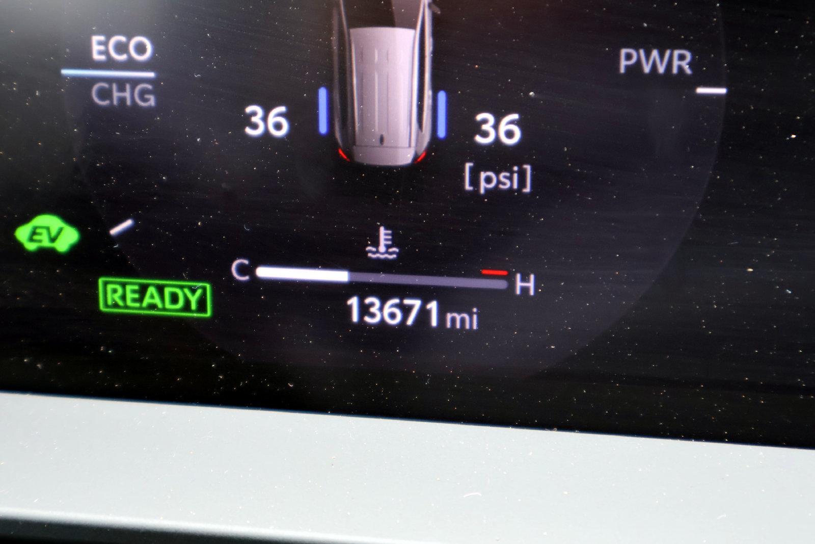 Used 2026 Toyota RAV4 LE AWD/4WD image 25