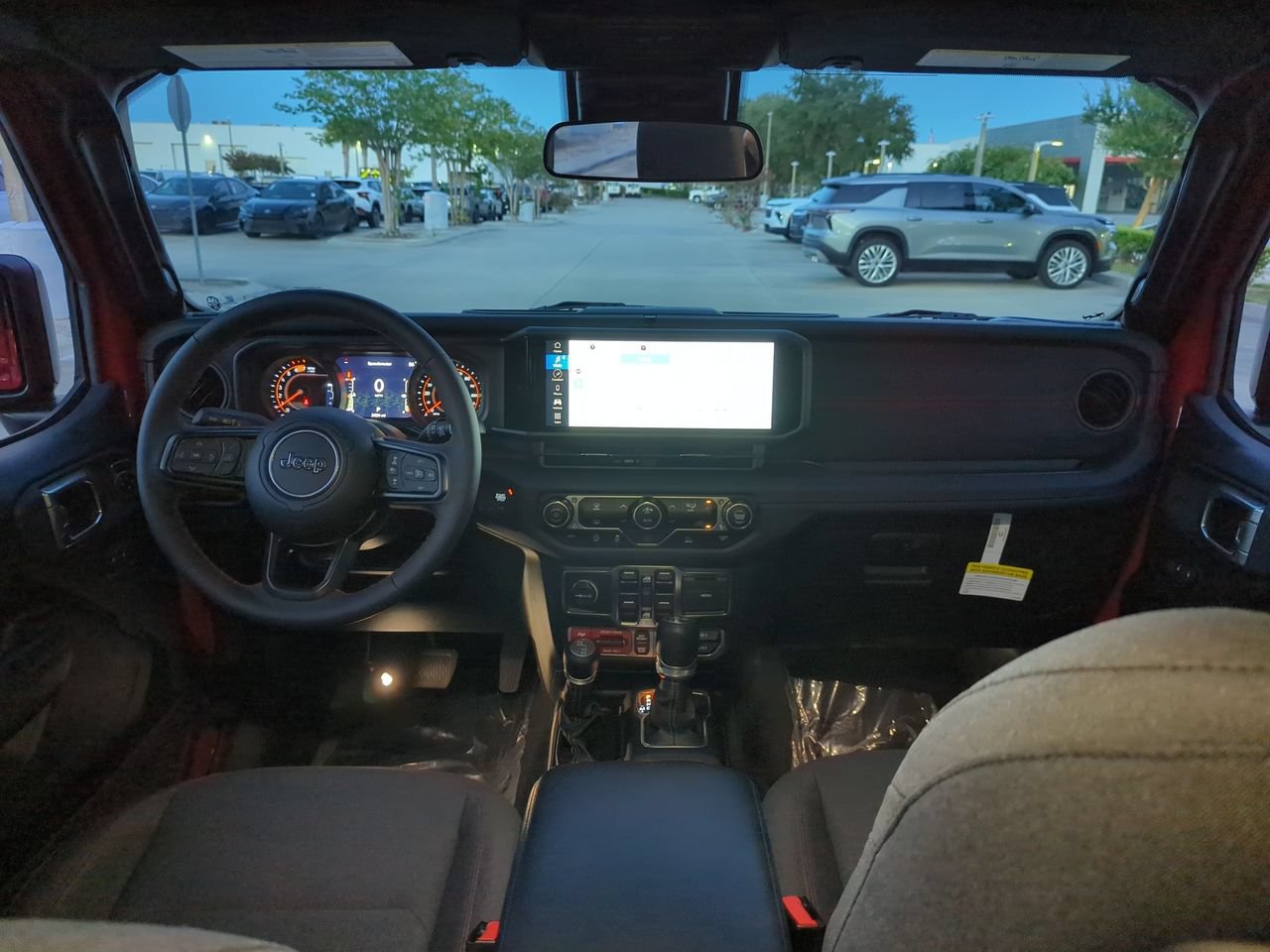 Used 2024 Jeep Wrangler Unlimited Rubicon AWD/4WD image 21
