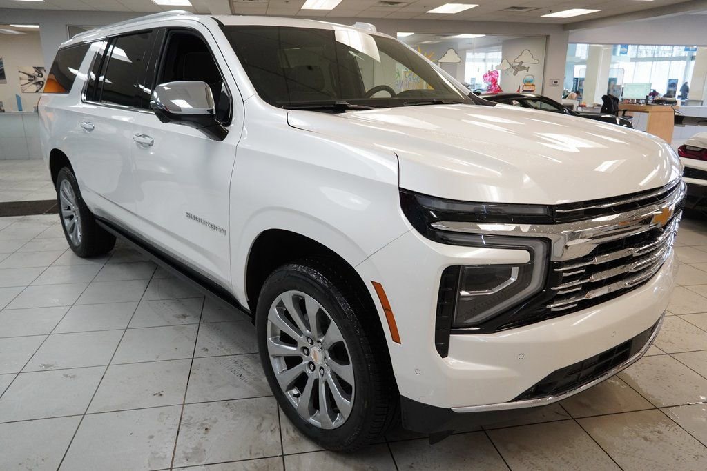New 2025 Chevrolet Suburban Premier image 33