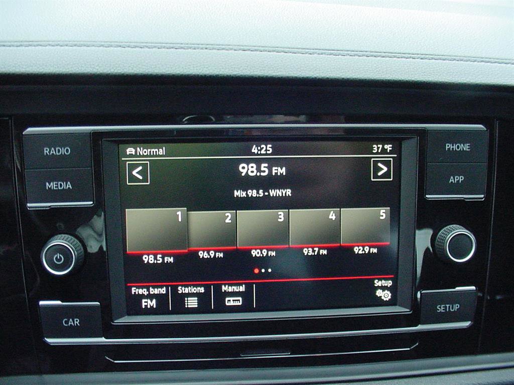 Used 2019 Volkswagen Jetta GLI image 16