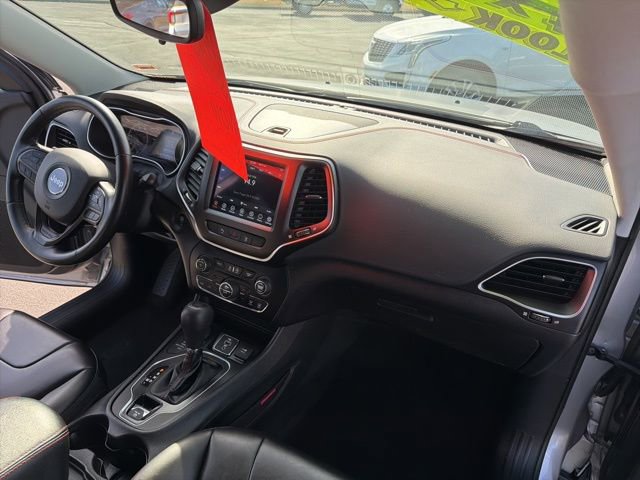 Used 2021 Jeep Cherokee Trailhawk image 38
