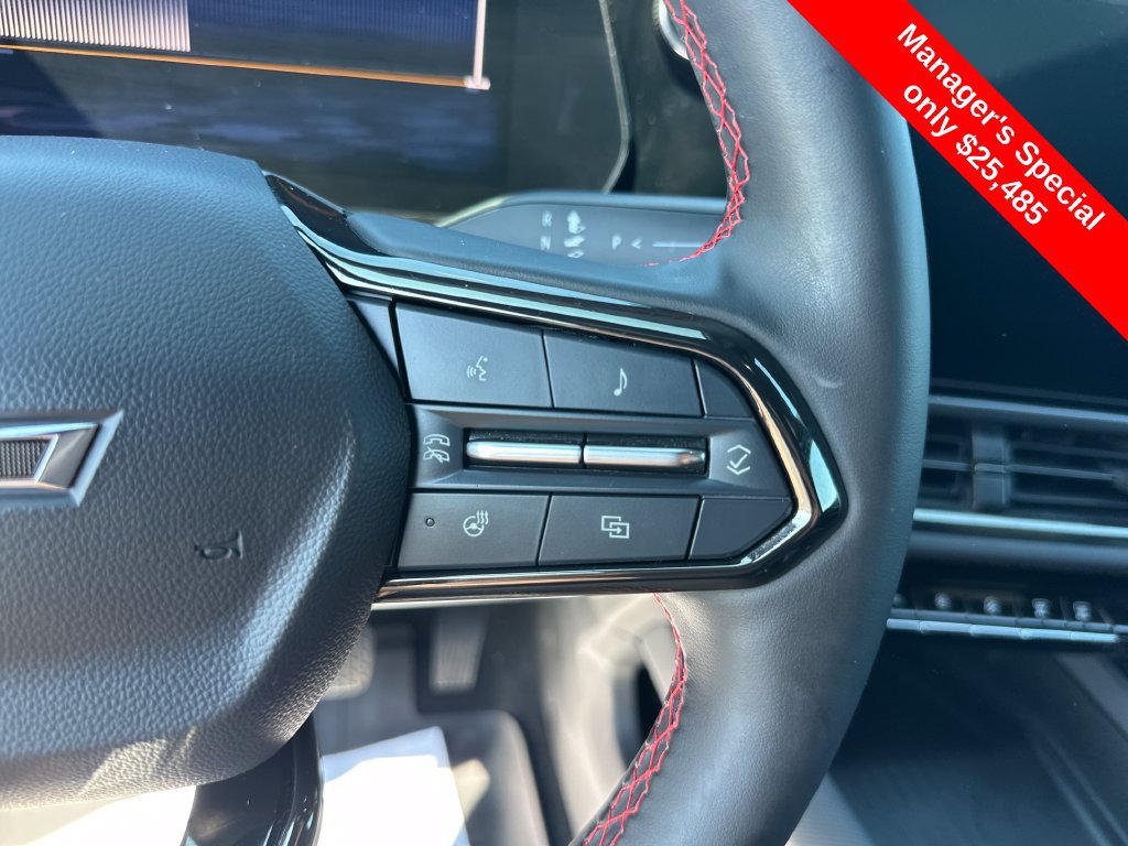 Used 2024 Chevrolet Equinox EV RS FWD image 17