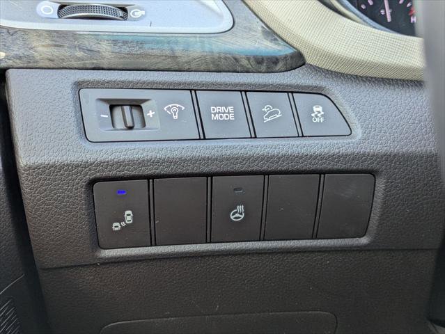 Used 2017 Hyundai Santa Fe Sport w/ Cargo Package image 20