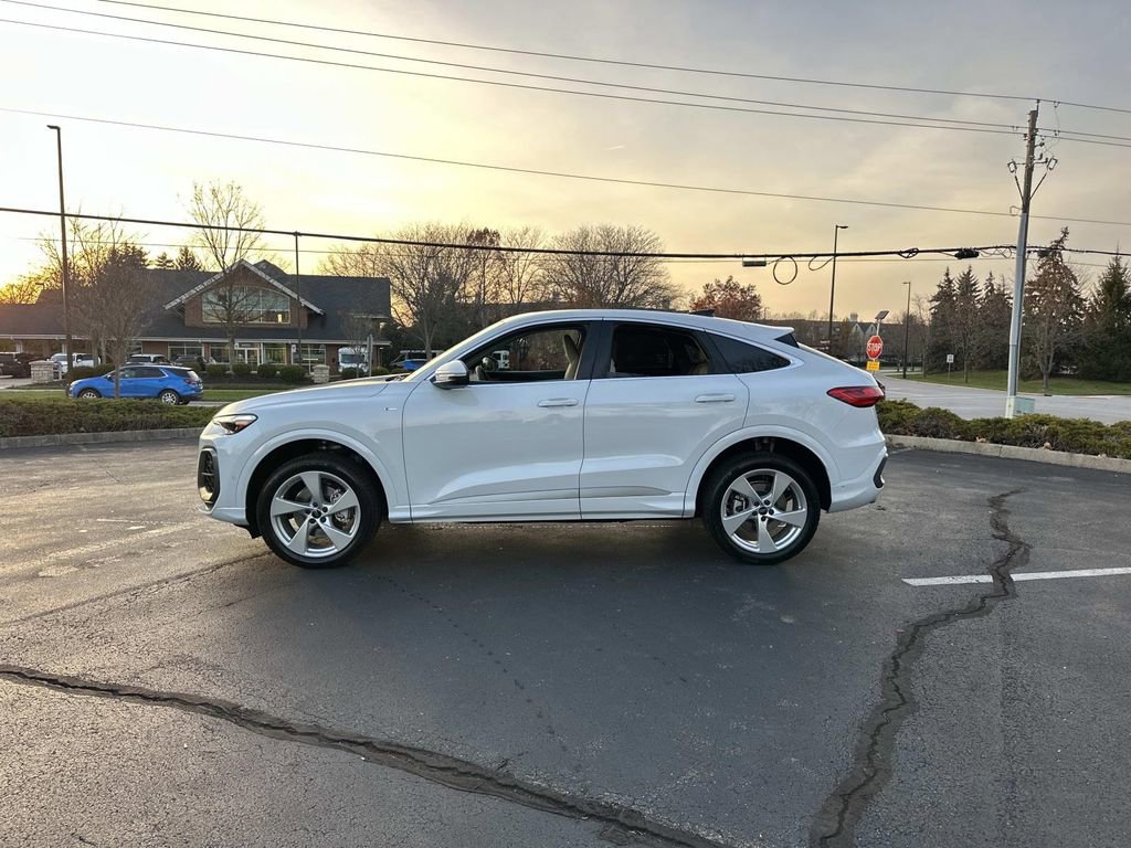 New 2025 Audi Q5 Prestige image 4