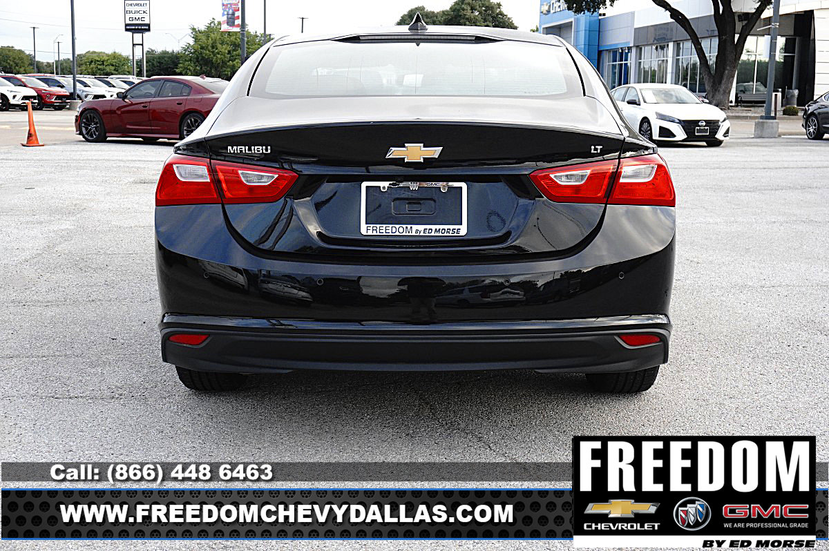 Certified 2025 Chevrolet Malibu LT FWD image 9
