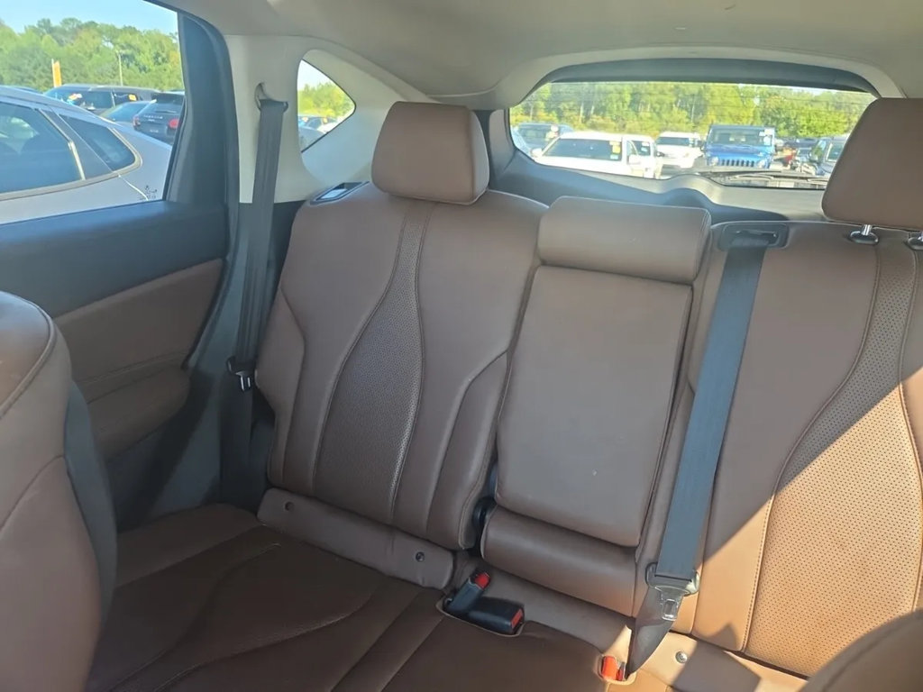 Used 2020 Acura RDX w/ Technology Package FWD image 13