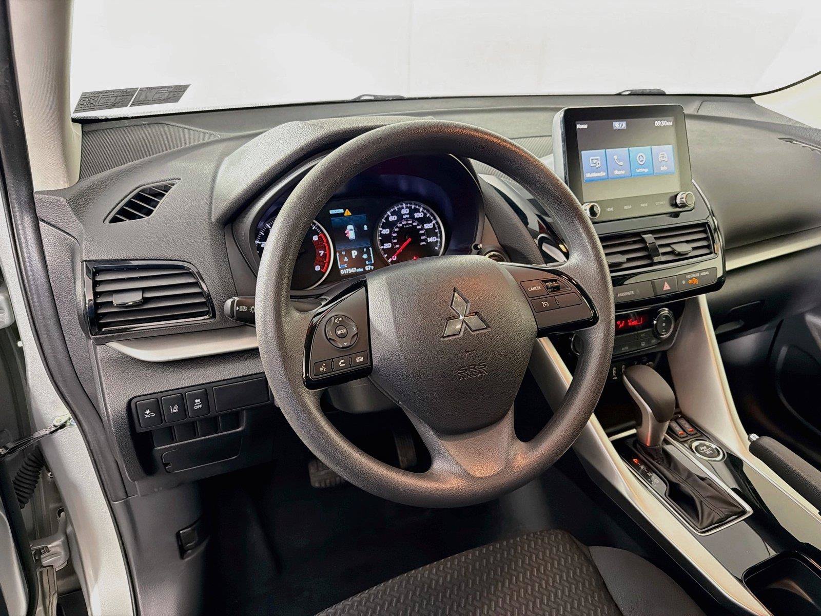 Used 2024 Mitsubishi Eclipse Cross LE AWD/4WD image 16