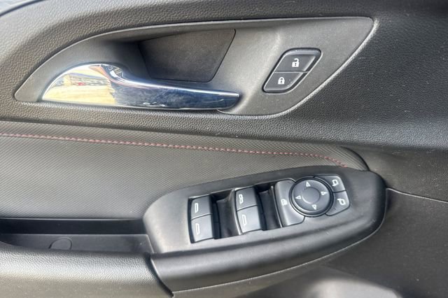 Used 2023 Chevrolet TrailBlazer RS w/ Convenience Package image 11