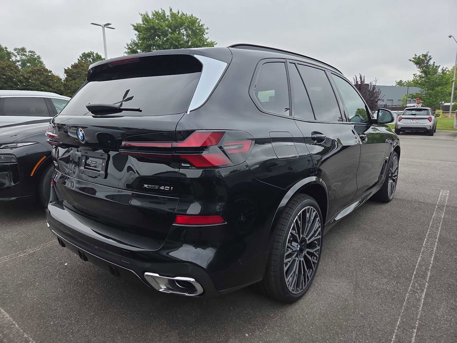 New 2026 BMW X5 xDrive40i w/ M Sport Package image 5