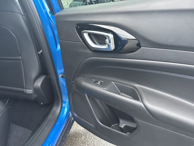 New 2026 Jeep Compass Latitude AWD/4WD image 13