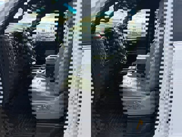 Used 2021 Chevrolet Silverado 1500 LTZ w/ Z71 Off-Road Package image 10