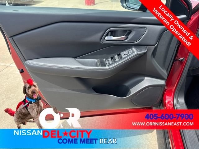 New 2026 Nissan Rogue SV FWD image 15