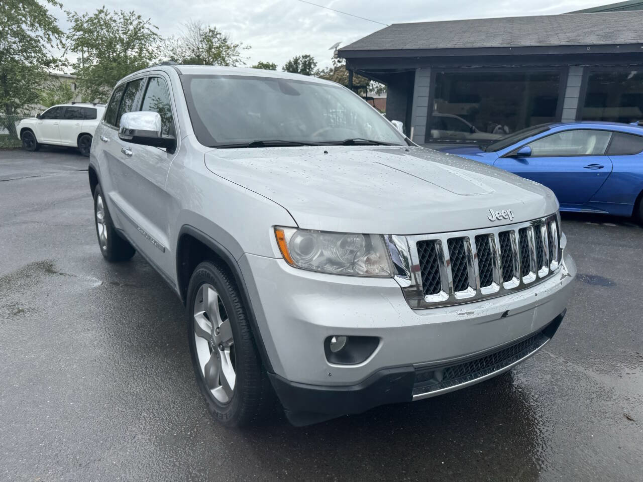 Used 2012 Jeep Grand Cherokee Overland image 21
