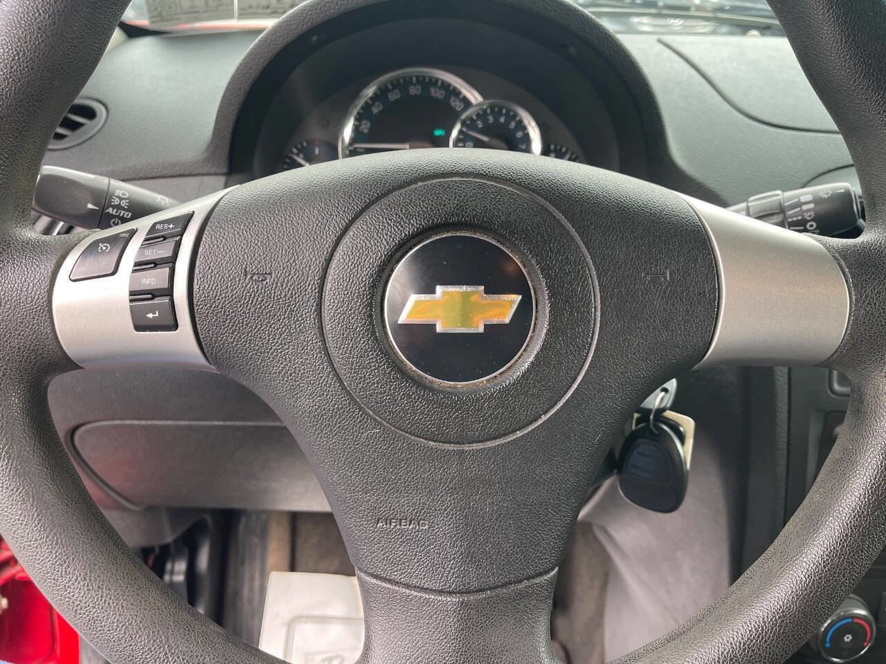 Used 2011 Chevrolet HHR LT image 17